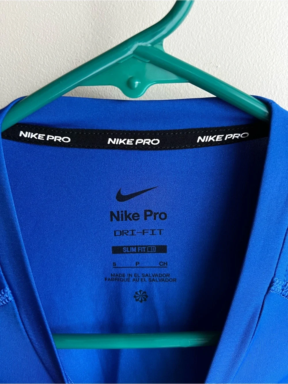 Nike Pro Dri-Fit Slim Fit Men’s Athletic T-Shirt • Size Small